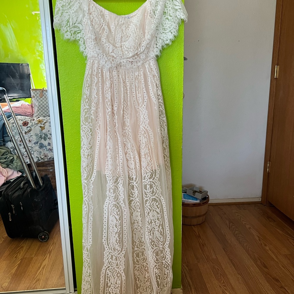Elegant White Lace Dress